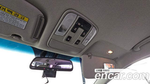 Kia Carnival 11-seater Prestige 2018 — фото 17