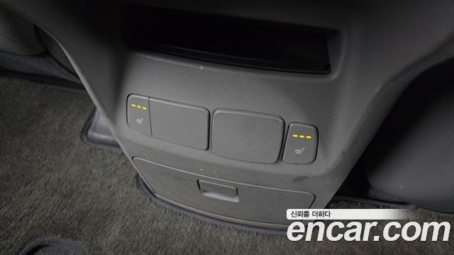Kia Carnival 11-seater Prestige 2018 — фото 19