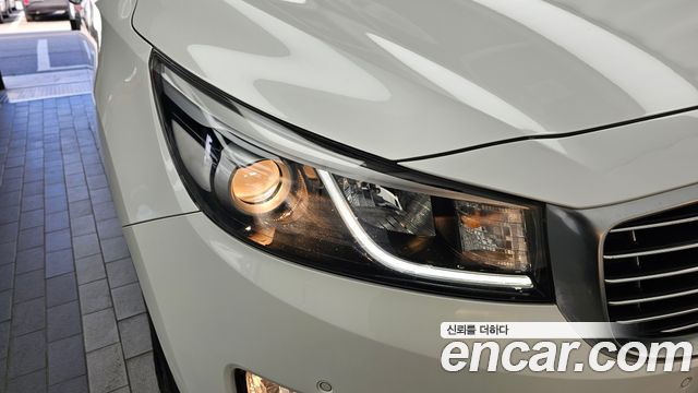 Kia Carnival 11-seater Prestige 2018 — фото 22