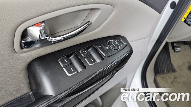 Kia Carnival 11-seater Prestige 2018 — фото 34