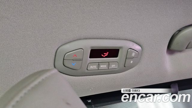 Kia Carnival 11-seater Prestige 2018 — фото 36