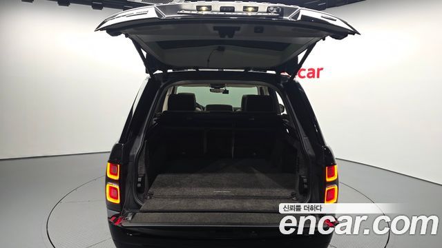 Land Rover Range Rover (IV) 4.4 SDV8 Vogue SE DIESEL 2018 — фото 20