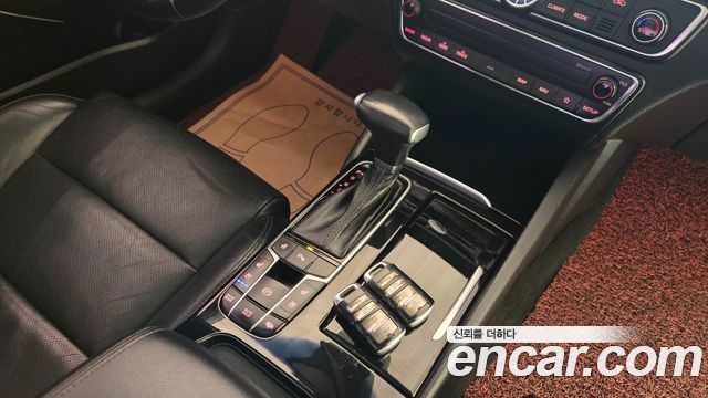 Kia K7 3.0 LPI Luxury (Rental Car) 2017 — фото 19