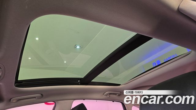Kia K7 3.0 LPI Luxury (Rental Car) 2017 — фото 22