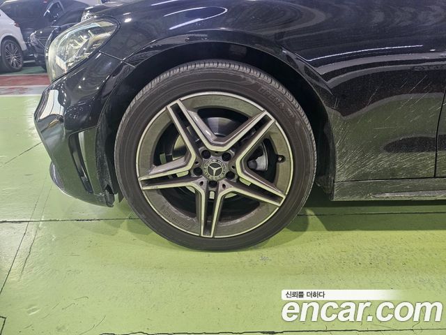 Mercedes-Benz C-Class (W205) C200 AMG Line 2021 — фото 5