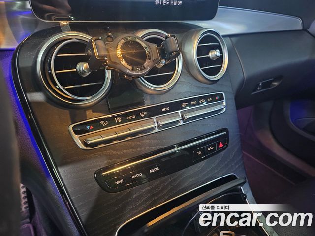 Mercedes-Benz C-Class (W205) C200 AMG Line 2021 — фото 19