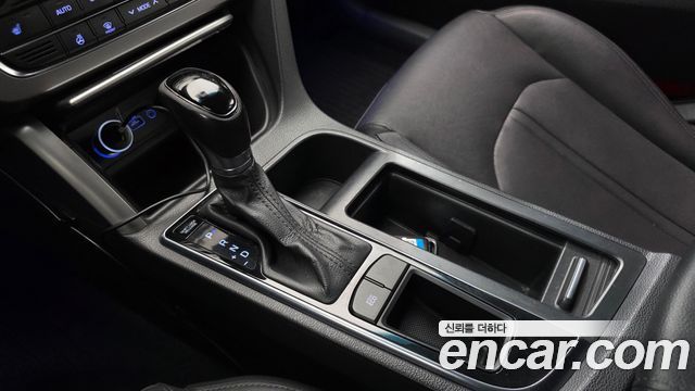 Hyundai Sonata (LF) LPI Premium 2015 — фото 9