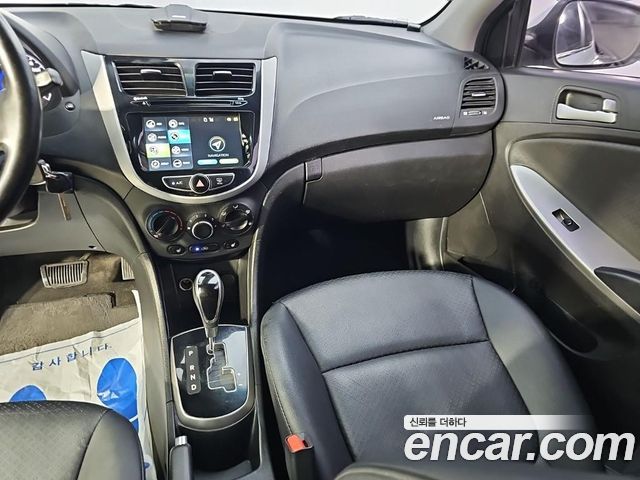Hyundai Accent (New) Diesel 1.6 VGT Modern 2017 — фото 10