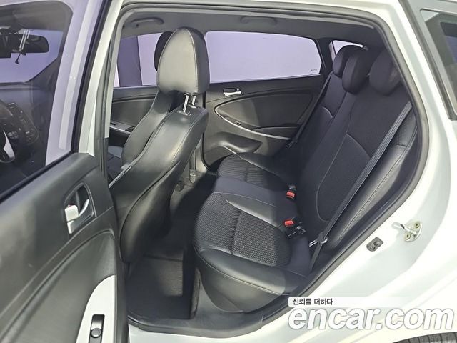 Hyundai Accent (New) Diesel 1.6 VGT Modern 2017 — фото 16