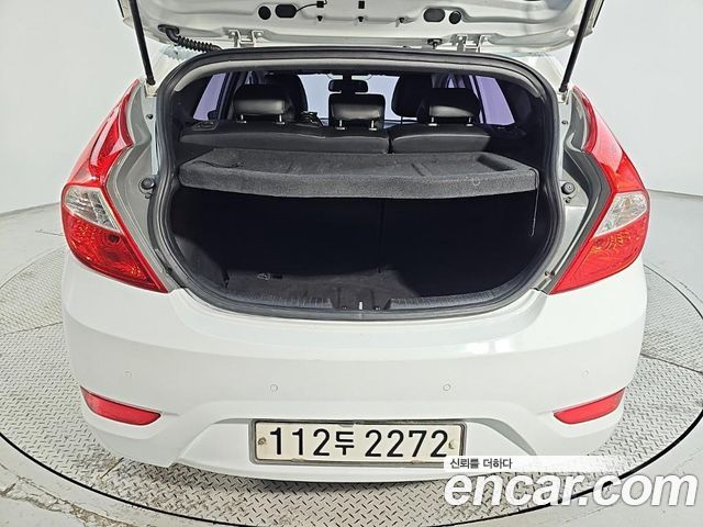 Hyundai Accent (New) Diesel 1.6 VGT Modern 2017 — фото 17
