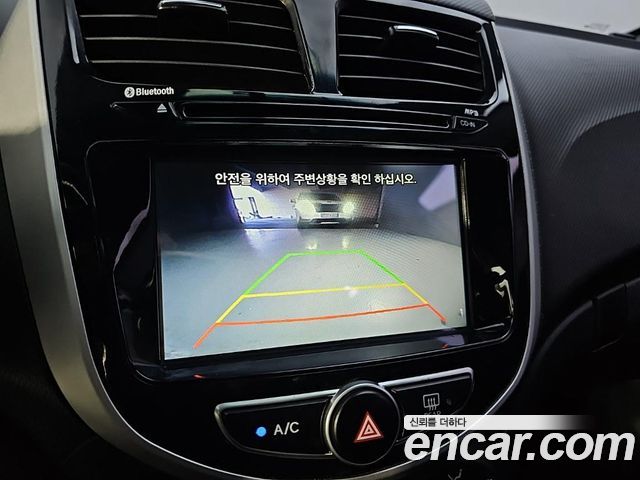 Hyundai Accent (New) Diesel 1.6 VGT Modern 2017 — фото 19