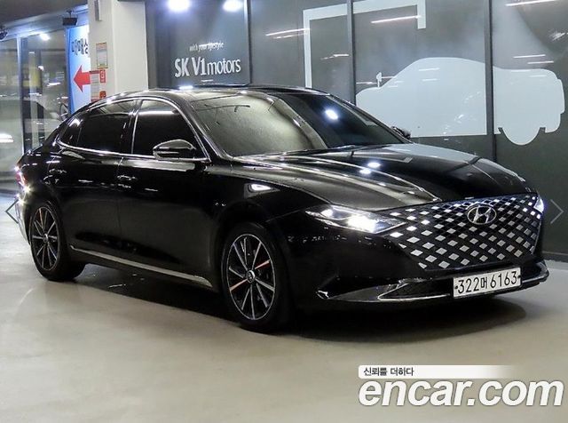 Hyundai Grandeur (IG) 3.0 LPi Rent Car Premium