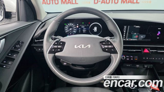 Kia Niro EV Air 2023 — фото 9