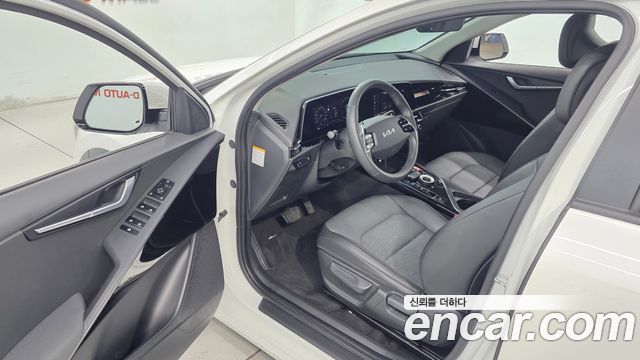 Kia Niro EV Air 2023 — фото 19