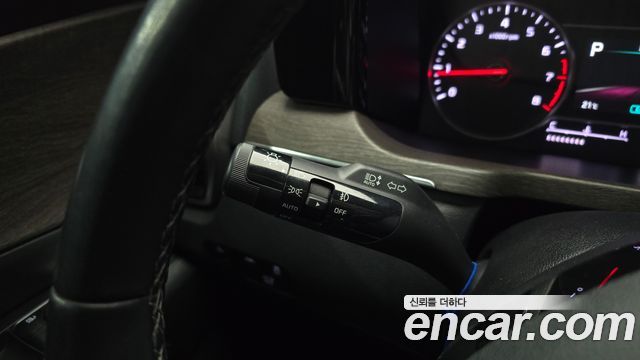 Kia Sorento (IV) Gasoline 2.5T 2WD Prestige 2022 — фото 24