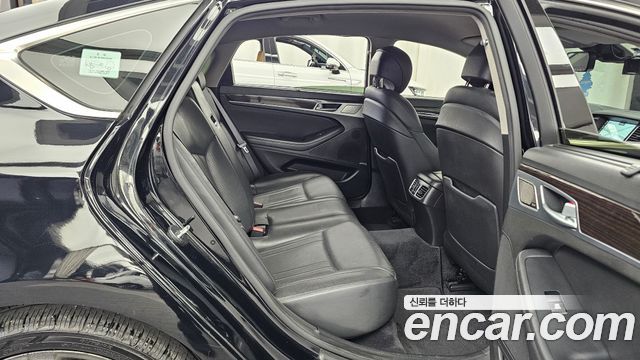 Genesis G80 3.8 GDI AWD Prestige 2017 — фото 12