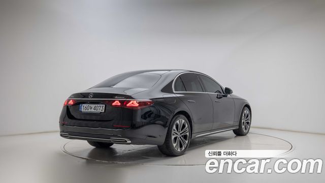 Mercedes-Benz E-Class (W214) E350e 4MATIC 2025 — фото 2