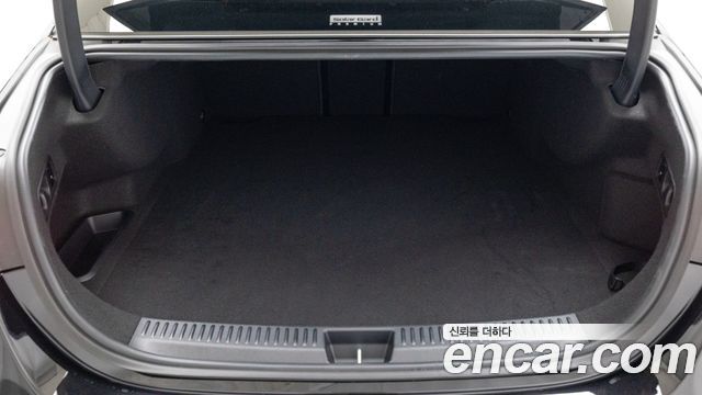 Mercedes-Benz E-Class (W214) E350e 4MATIC 2025 — фото 15