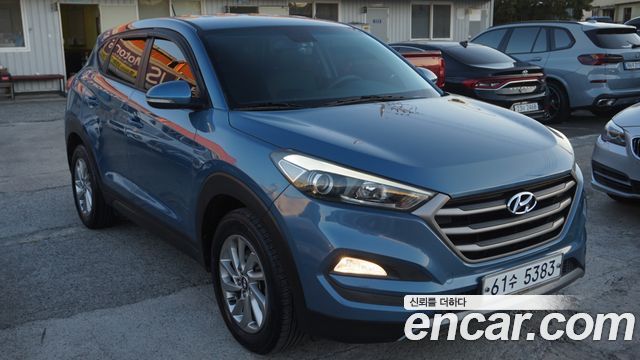 Hyundai Tucson Diesel 2.0 2WD Style 2016 — фото 4