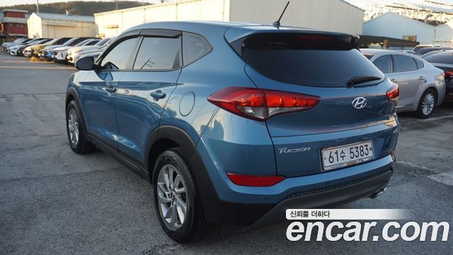 Hyundai Tucson Diesel 2.0 2WD Style 2016 — фото 8