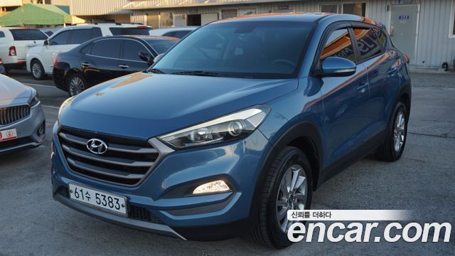 Hyundai Tucson Diesel 2.0 2WD Style 2016 — фото 10