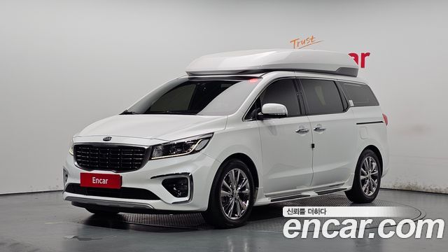 Kia Carnival 9-Seater Hi-Limousine Noblesse Special