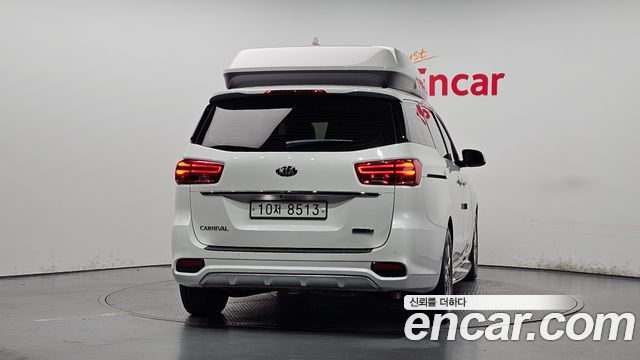 Kia Carnival 9-Seater Hi-Limousine Noblesse Special 2019 — фото 4