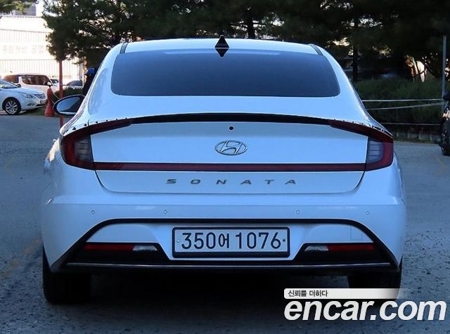 Hyundai Sonata Hybrid (DN8) Premium Family 2021 — фото 4