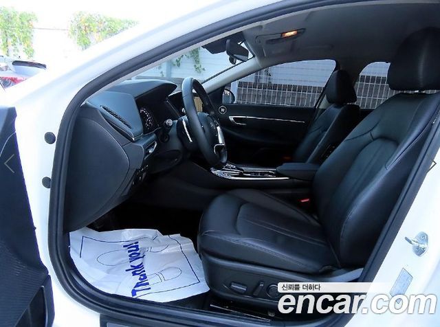 Hyundai Sonata Hybrid (DN8) Premium Family 2021 — фото 5