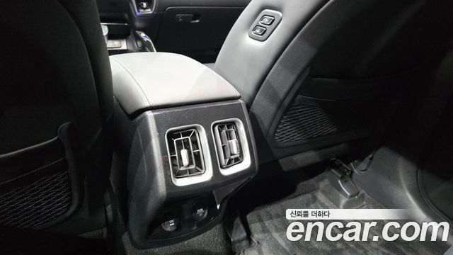 Kia Sorento (IV) Gasoline 2.5T 2WD Prestige 2022 — фото 34