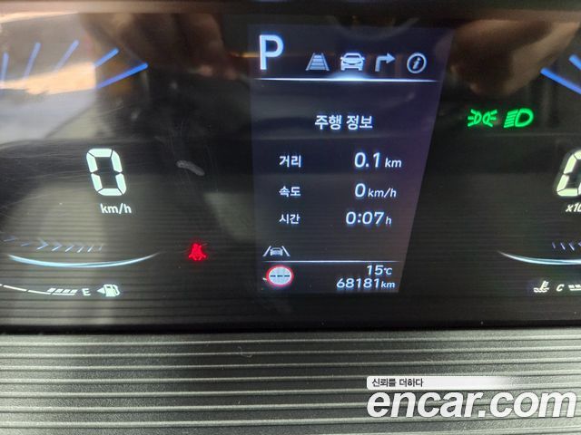 Hyundai Staria L3.5  Kinder Safety Car 11-Seater 2022 — фото 8