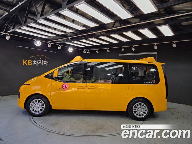 Hyundai Staria L3.5  Kinder Safety Car 11-Seater 2022 — фото 21