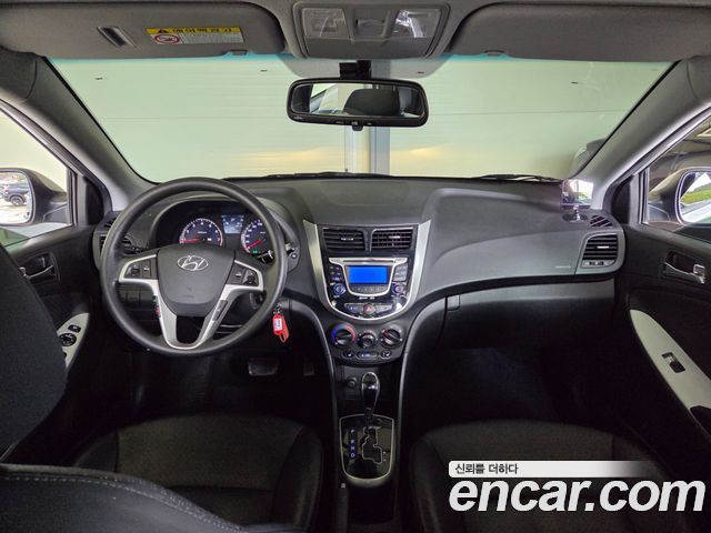 Hyundai Accent (New) 1.4 VVT Premier 2012 — фото 7