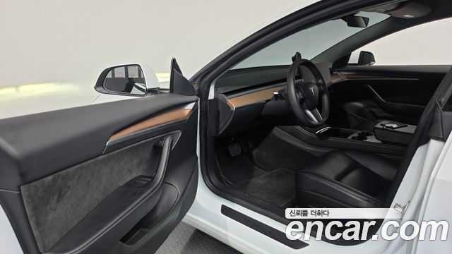 Tesla Model 3 Long Range AWD 2022 — фото 10