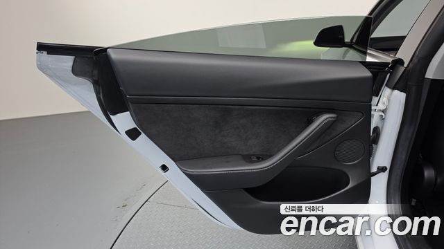 Tesla Model 3 Long Range AWD 2022 — фото 25