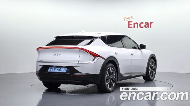 Kia EV6 Long Range Air 2023 — фото 2