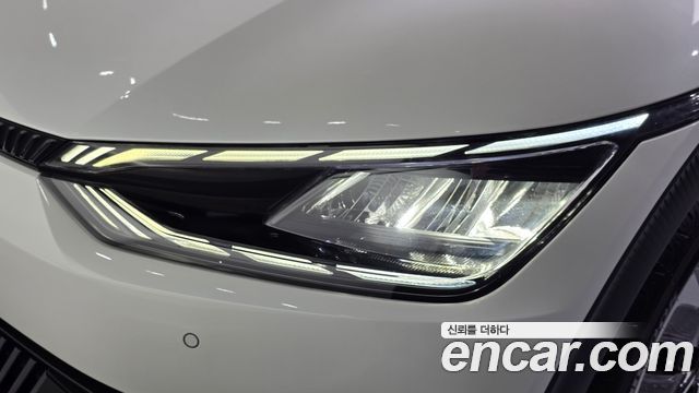Kia EV6 Long Range Air 2023 — фото 22