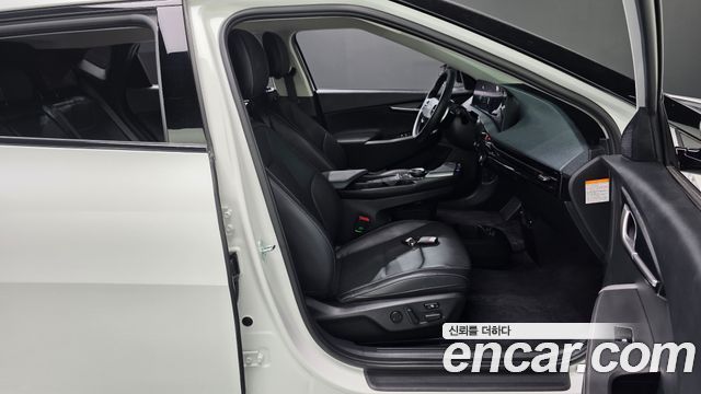 Kia EV6 Long Range Air 2023 — фото 26