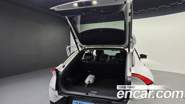 Kia EV6 Long Range Air 2023 — фото 32