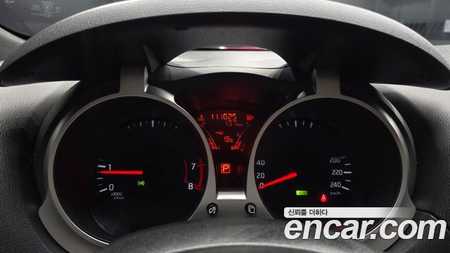 Nissan Juke 1.6 SV F15 2016 — фото 8