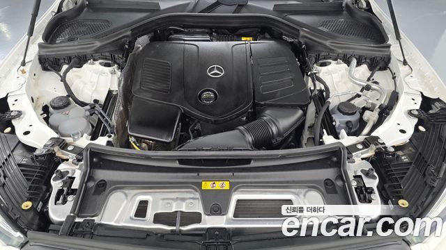 Mercedes-Benz GLC-Class (X254) GLC300 4MATIC Coupe 2024 — фото 6