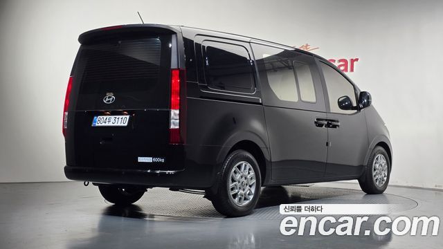 Hyundai Staria Cargo 5-Seater Modern 2025 — фото 2