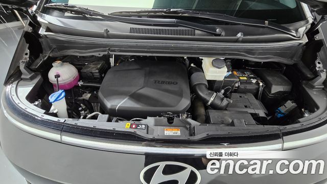 Hyundai Staria Cargo 5-Seater Modern 2025 — фото 6