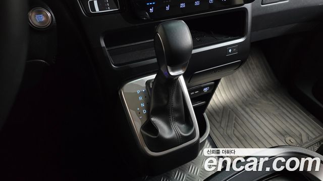 Hyundai Staria Cargo 5-Seater Modern 2025 — фото 9