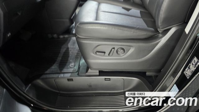 Hyundai Staria Cargo 5-Seater Modern 2025 — фото 18
