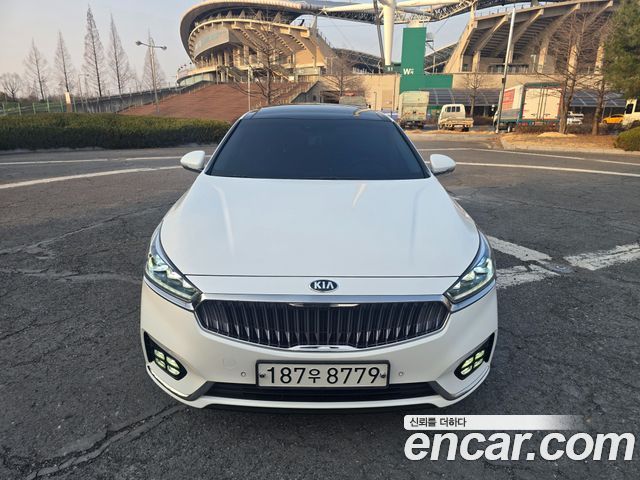 Kia K7 3.0 LPI Luxury (Rental Car)
