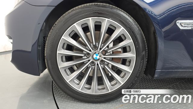 BMW 7 Series (F01) 740d xDrive Individual 2015 — фото 5