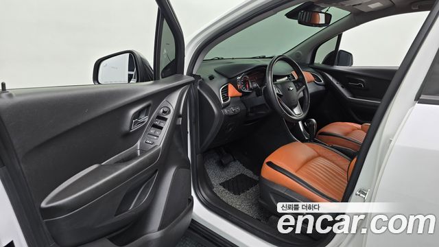 Chevrolet Trax 1.4 Premier 2021 — фото 10