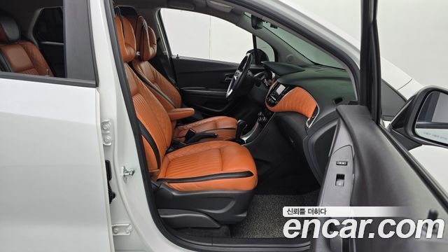 Chevrolet Trax 1.4 Premier 2021 — фото 11