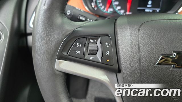 Chevrolet Trax 1.4 Premier 2021 — фото 17
